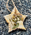 Rustic Pressed Flower Ornament 1